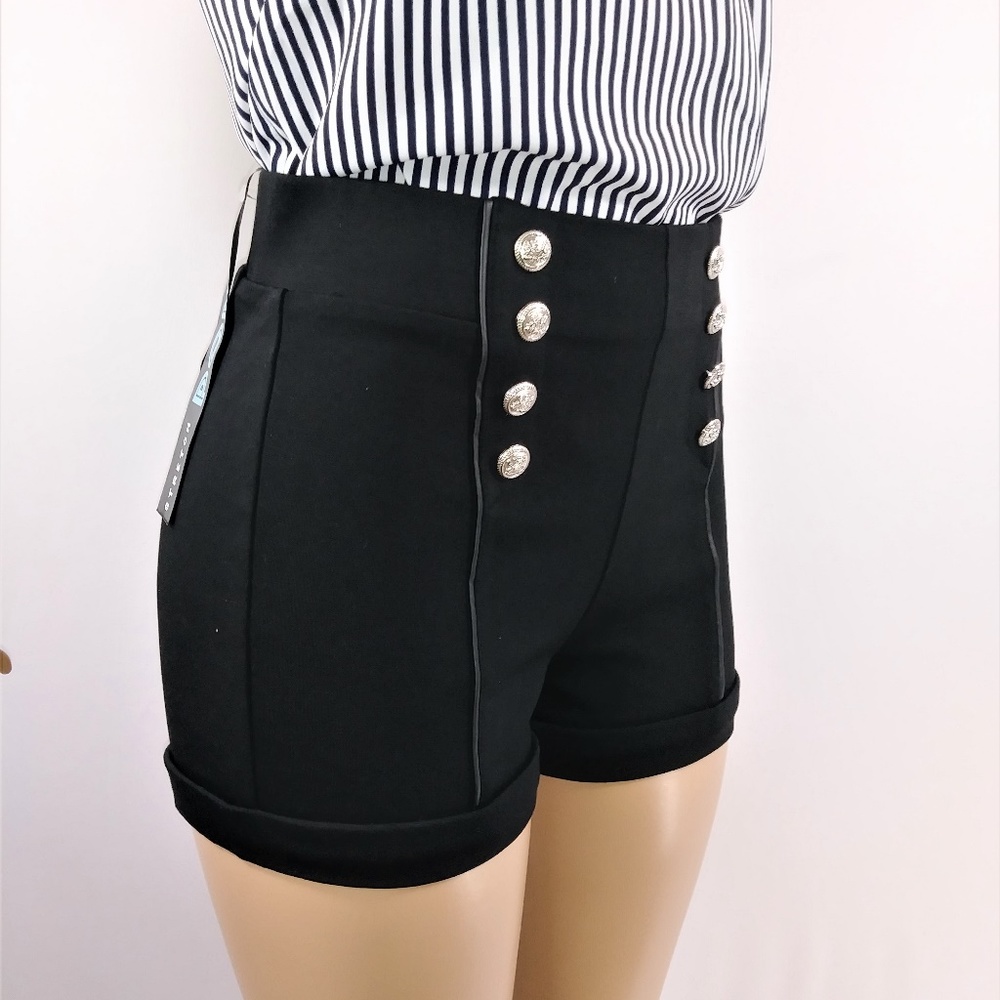 Ci Sono Black Shorts with silver Buttons